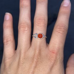 Crystal Heart Books - Hillsboro - Carnelian