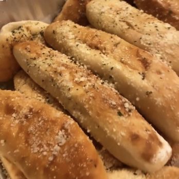 Zianos Italian Eatery - Italian Near Me - Fort Wayne, Indiana