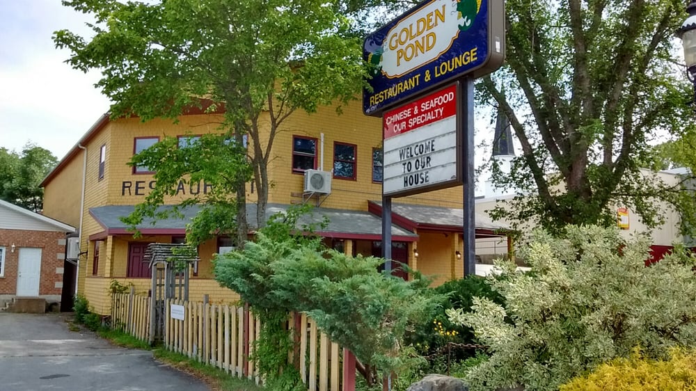 Golden Pond Restaurant Logo