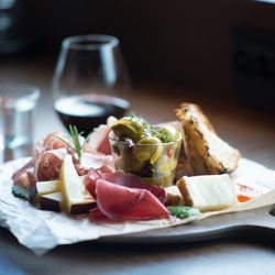 Terreno Deli - Charktallrik från Terreno Deli