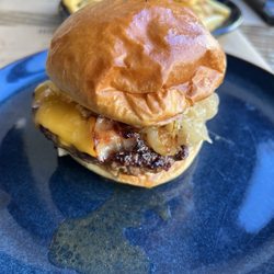 Honorato - Great burgers!