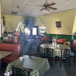 Lisa's Kitchen - The inside of the restaurant