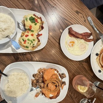 Another Broken Egg Cafe - American Near Me - Gilbert, Arizona Another Broken Egg Cafe - American Near Me - Gilbert, Arizona