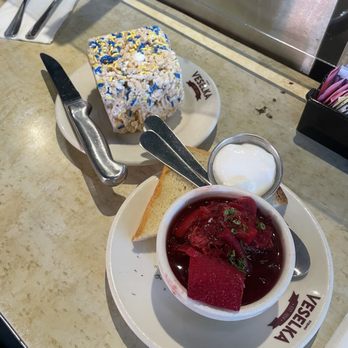 Veselka - Ukrainian Near Me - New York, New York
