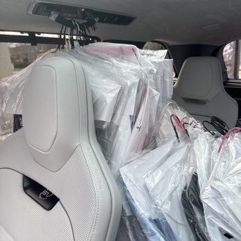 Holly Cleaners - Dry Cleaning Near Me - Newton, Massachusetts Holly Cleaners - Dry Cleaning Near Me - Newton, Massachusetts