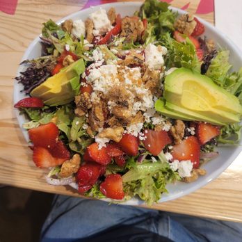 Rock & Brews - Strawberry Fields Salad - American Near Me - Corning, California
