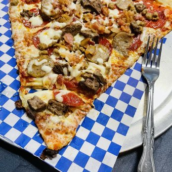 King's Pizza and Draft - 5-Meat - Pizza Near Me - Richardson, Texas