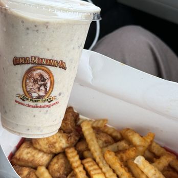 Bird House - Date Shake, Chicken Nuggets Honey Butter and Fries - Chicken Shop Near Me - Nipton, California