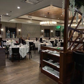 Aurora Restaurant & Bar - Dining area - Mediterranean Near Me - Old Tappan, New Jersey Aurora Restaurant & Bar - Dining area - Mediterranean Near Me - Old Tappan, New Jersey