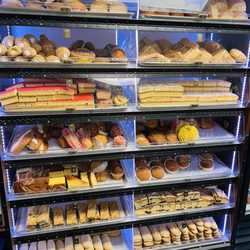 Sin Fronteras Latin Store - Pan dulce