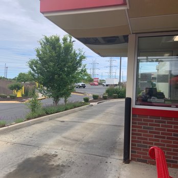 Bruster's Real Ice Cream - Drive through - Ice Cream & Frozen Yogurt Near Me - Gaithersburg, Maryland Bruster's Real Ice Cream - Drive through - Ice Cream & Frozen Yogurt Near Me - Gaithersburg, Maryland