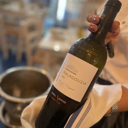 Calista Greek Seafood Taverna - Excellent Greek wine!
