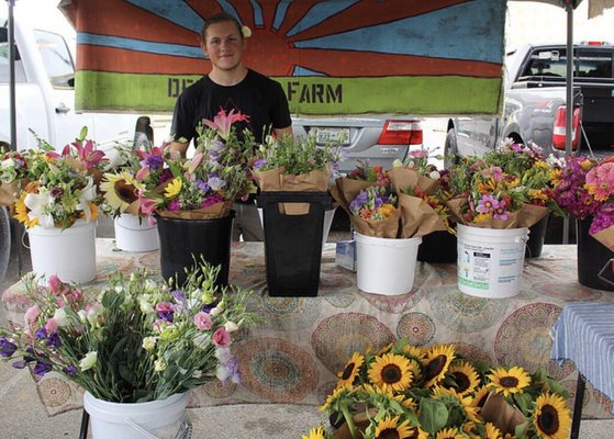 Memphis Farmers Market by null