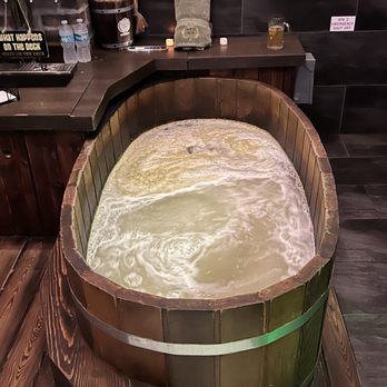 Beer Spa - One of the two tubs in the private room. - Day Spas Near Me - Orlando, Florida Beer Spa - One of the two tubs in the private room. - Day Spas Near Me - Orlando, Florida