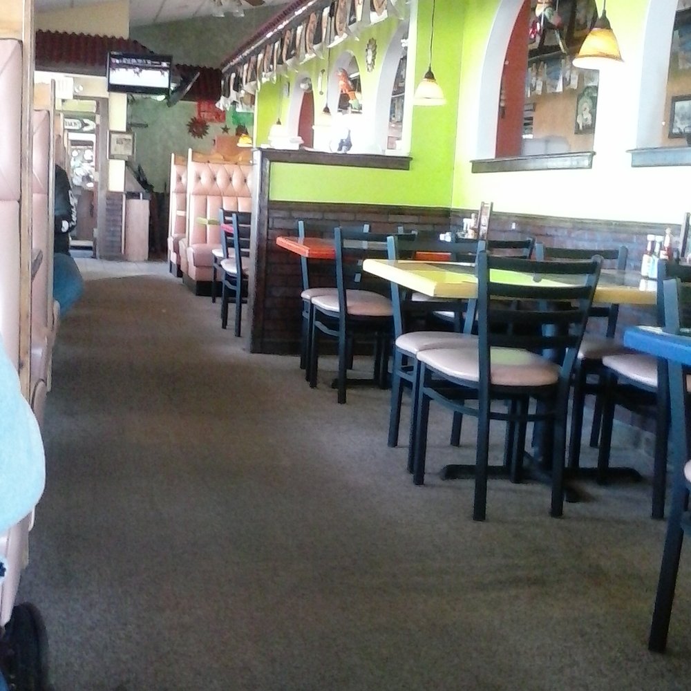 Grand Azteca V - Inside View - Mexican Near Me - Troy, Michigan Grand Azteca V - Inside View - Mexican Near Me - Troy, Michigan