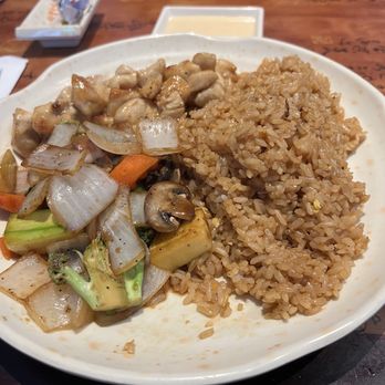 Kobe Sushi - Lunch Chicken Hibachi - Sushi Bars Near Me - LaPlace, Louisiana