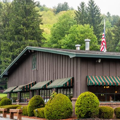 Brooks' House of Bar-B-Q by null