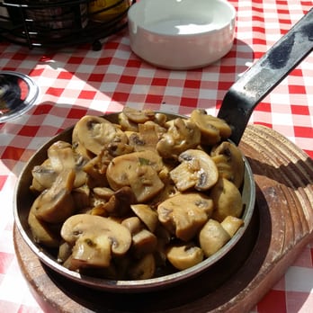 Angus Steak House - Garlic mushrooms. Mushrooms from the can and not garlicky at all. - British Near Me - London, XGL Angus Steak House - Garlic mushrooms. Mushrooms from the can and not garlicky at all. - British Near Me - London, XGL