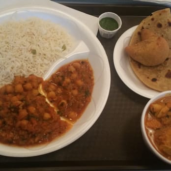 Rajun Cajun - Chicken curry combo - Soul Food Near Me - Chicago, Illinois Rajun Cajun - Chicken curry combo - Soul Food Near Me - Chicago, Illinois
