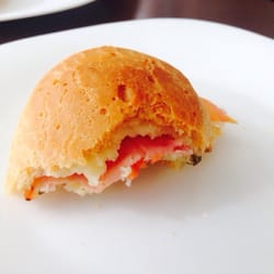 Pão de queijo recheado!!!
