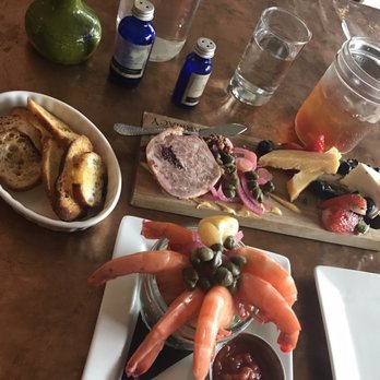 Hillside Farmacy - New American Near Me - Austin, Texas