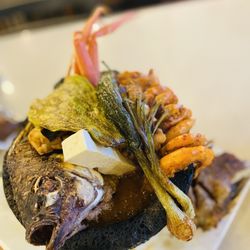 La Costa Mexican Seafood - Molcajete de Mariscos Caliente