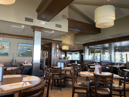 Central Diner & Grille by null