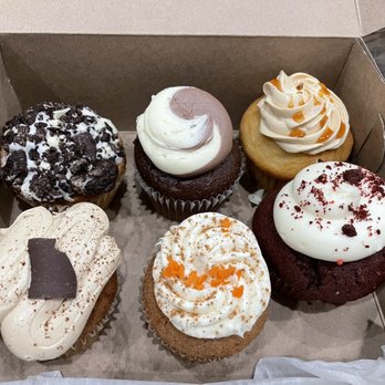 Cupcake Magician - a dozen cupcakes in a box - Cupcakes Near Me - Red Bank, New Jersey Cupcake Magician - a dozen cupcakes in a box - Cupcakes Near Me - Red Bank, New Jersey