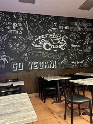 Cruzer Pizza 100% Vegan by null