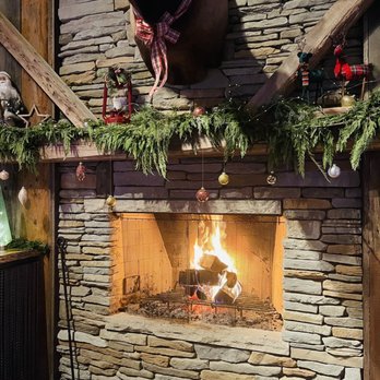 Sylvan Table - Roaring fire - New American Near Me - Sylvan Lake, Michigan Sylvan Table - Roaring fire - New American Near Me - Sylvan Lake, Michigan