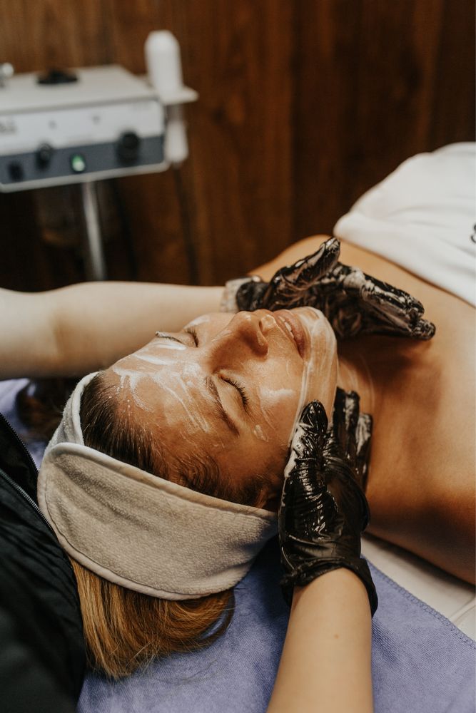 Blue Birdie Beauty Logo