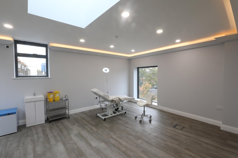 ALPHA OMEGA MEDICS Updated August 2024 300302 Chiswick High Rd, London, United Kingdom