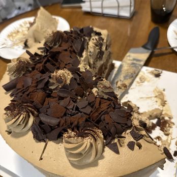 Bon Créme - Mocha cake - Desserts Near Me - Beaverton, Oregon Bon Créme - Mocha cake - Desserts Near Me - Beaverton, Oregon