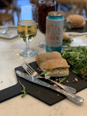 Vintage Wine + Eats by null