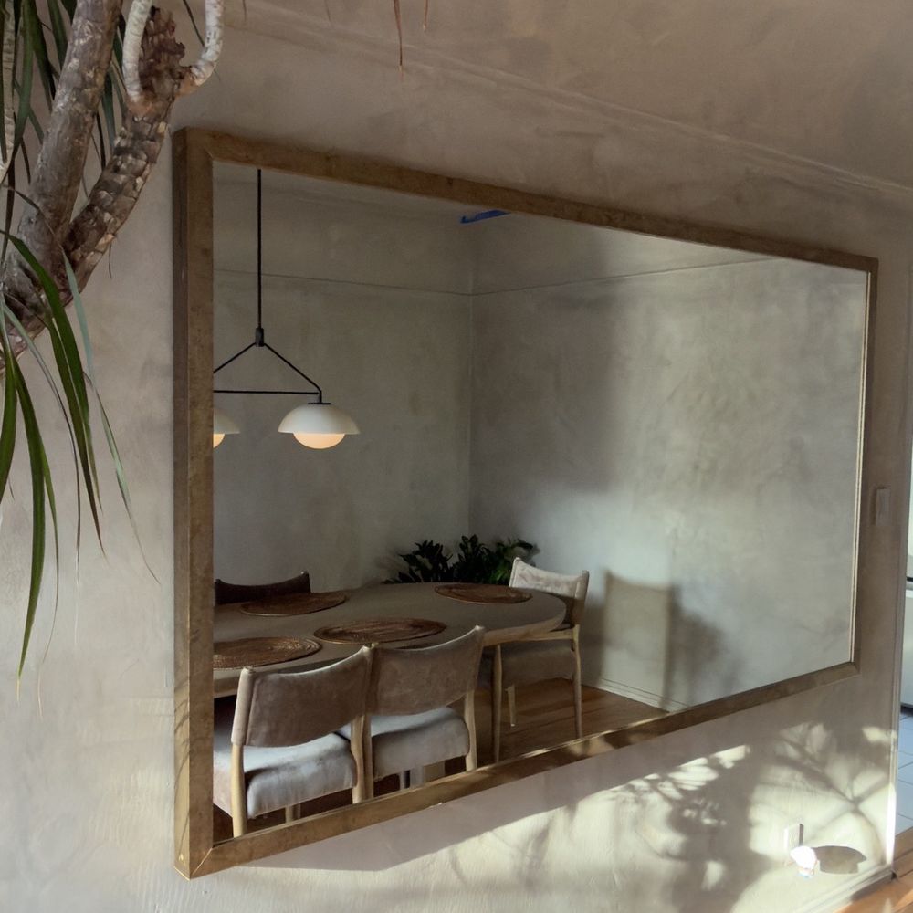LA Mirror Man - Dining room in portola lime wash - Glass & Mirrors Near Me - Los Angeles, California LA Mirror Man - Dining room in portola lime wash - Glass & Mirrors Near Me - Los Angeles, California