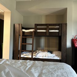 Deer Creek Lodge & Conference Center - Bunk beds