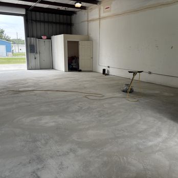 Dun Rite Restoration - Cutting old finish and /etching for proper application - General Contractors Near Me - Land O' Lakes, Florida Dun Rite Restoration - Cutting old finish and /etching for proper application - General Contractors Near Me - Land O' Lakes, Florida
