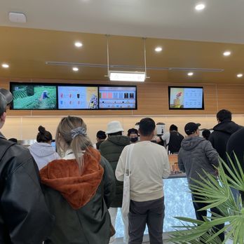 Molly Tea - Inside - Bubble Tea Near Me - Sunnyvale, California Molly Tea - Inside - Bubble Tea Near Me - Sunnyvale, California