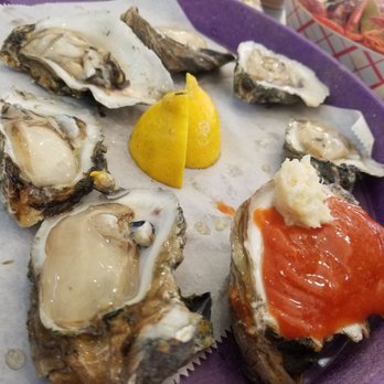 J's Seafood Dock - Seafood Near Me - New Orleans, Louisiana