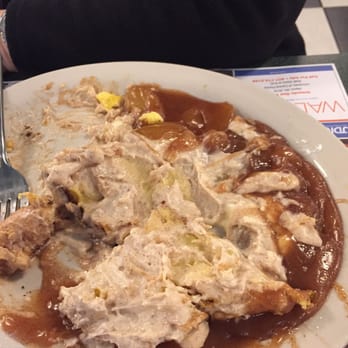 Metro Diner - What was left after she scraped off quite a bit of the topping and middle of the Yo Halla. - American Near Me - Altamonte Springs, Florida