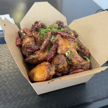 Shlap Muan Chicken Wings - Dirty Elvis wings - Chicken Wings Near Me - Long Beach, California