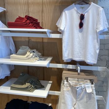 Madewell - T shirts - Women's Clothing Near Me - Venice, California Madewell - T shirts - Women's Clothing Near Me - Venice, California