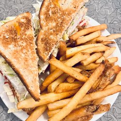 Ann Marie's Cafe - Clubhouse