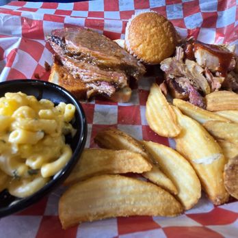 Famous Dave's Bar-B-Que - Combo meal with brisket, chopped pork fries and Mac&cheese - Barbeque Near Me - Oakton, Virginia Famous Dave's Bar-B-Que - Combo meal with brisket, chopped pork fries and Mac&cheese - Barbeque Near Me - Oakton, Virginia