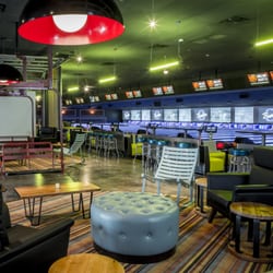 Bowlero Woodlands
