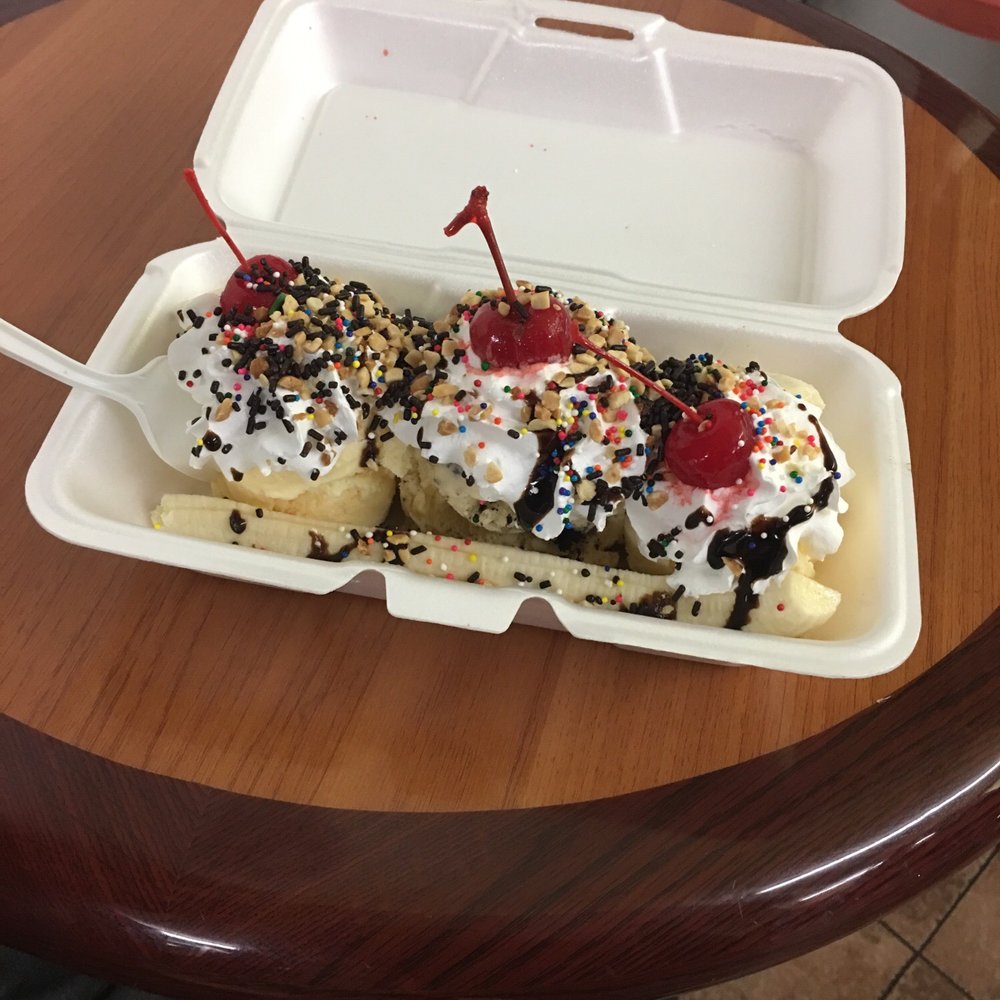 Bionicos Plus - Banana split yummy!!!! - Desserts Near Me - Downey, California Bionicos Plus - Banana split yummy!!!! - Desserts Near Me - Downey, California