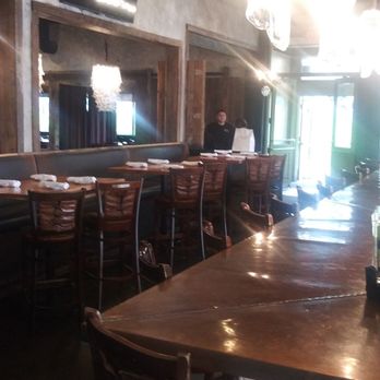 Burntwood Tavern - Empty restaurant - American Near Me - Fairlawn, Ohio