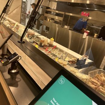 honeygrow - Kitchen area - Salad Near Me - Strongsville, Ohio honeygrow - Kitchen area - Salad Near Me - Strongsville, Ohio