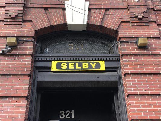 Selby Furniture Hardware