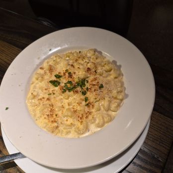 Q1227 Restaurant - Mac and Cheese - New American Near Me - Roseville, California Q1227 Restaurant - Mac and Cheese - New American Near Me - Roseville, California